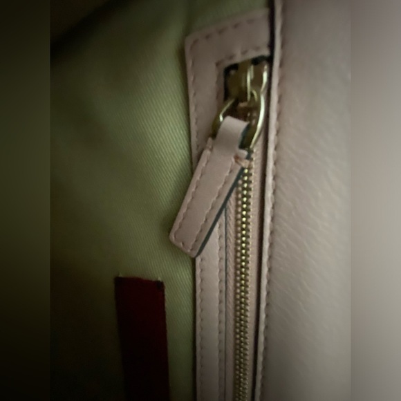 VALENTINO GARAVANI Rockstud Glam Medium Lock Shoulder Poudre Pink Bag Purse - Picture 8 of 14